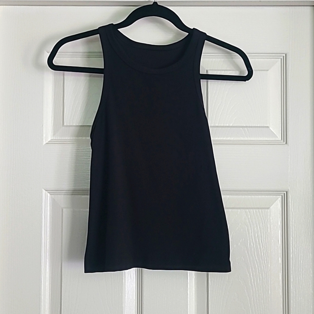 Lululemon workout tank